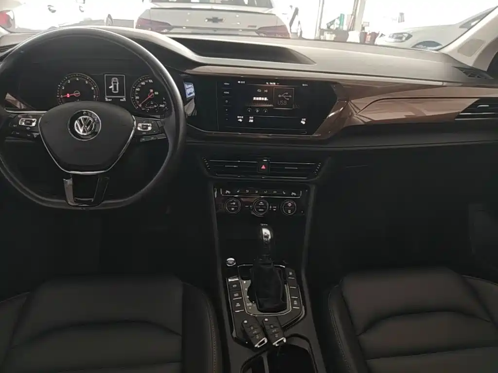 Volkswagen Tharu — миниатюра 13