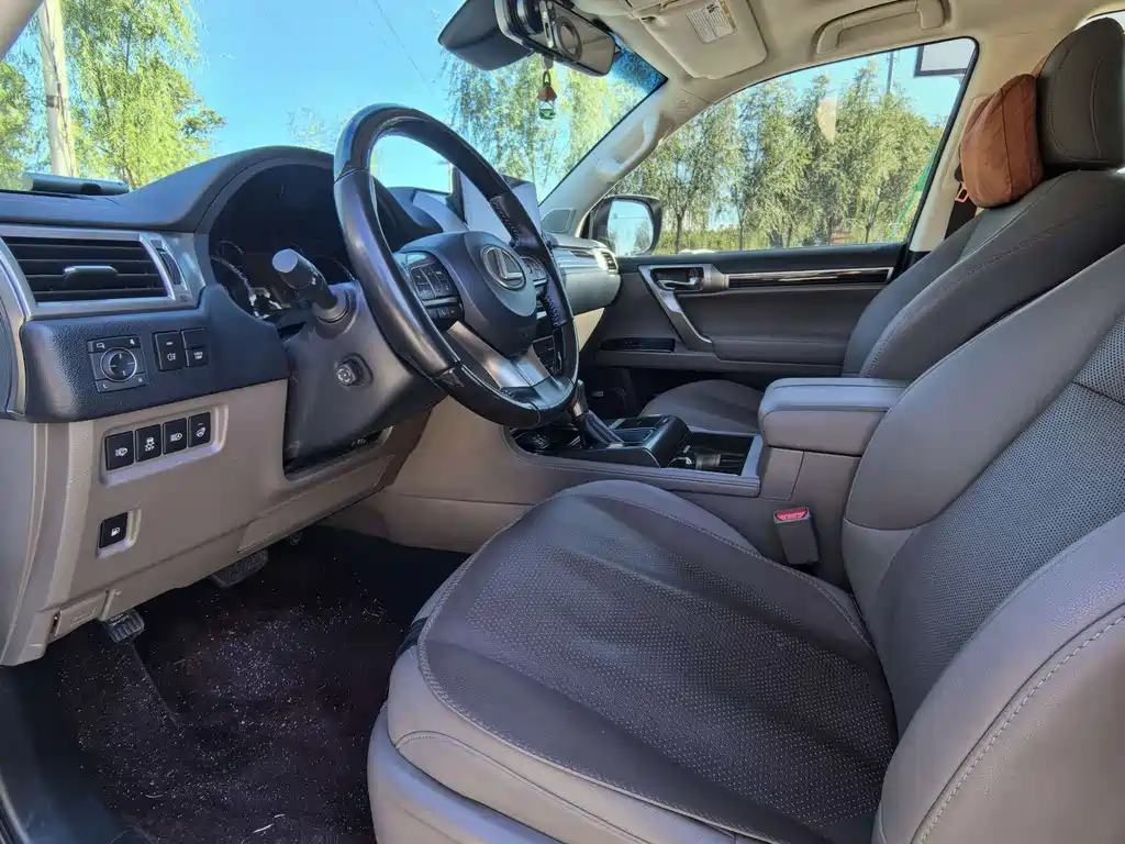 Lexus GX — миниатюра 8