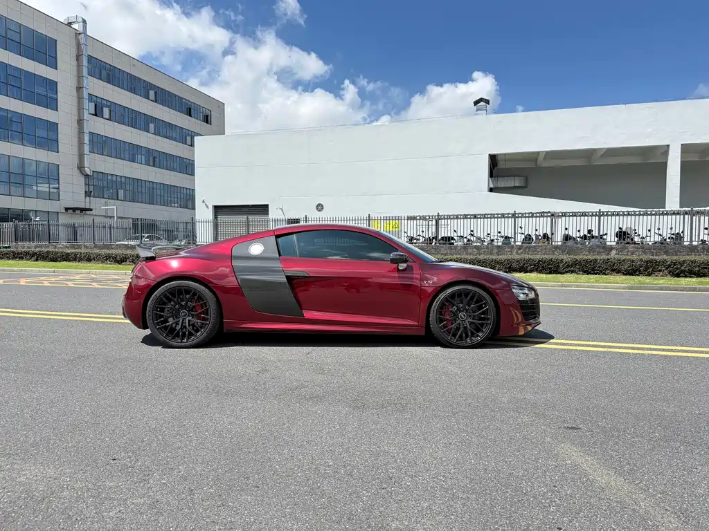Audi R8 — миниатюра 8
