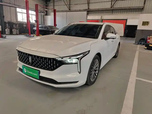 2023 Bestune B70