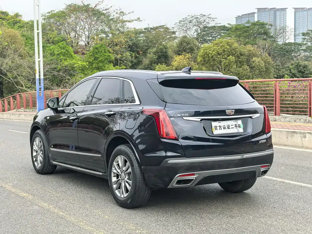 CADILLAC XT5