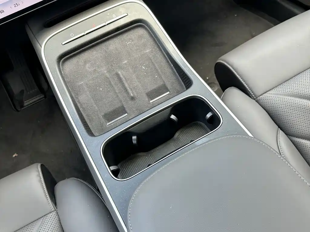 NIO ET5T — миниатюра 24