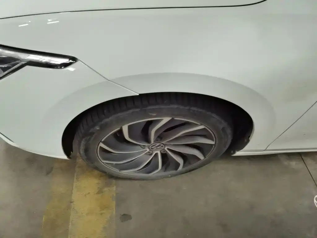 Volkswagen Golf — миниатюра 23