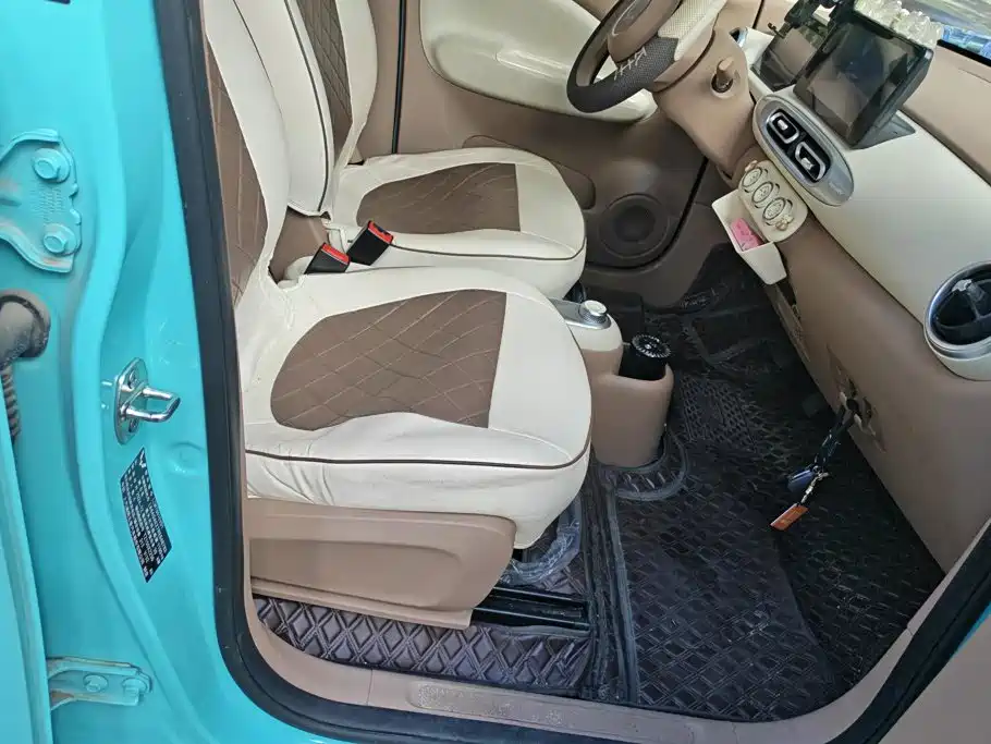 Wuling MINIEV — миниатюра 8