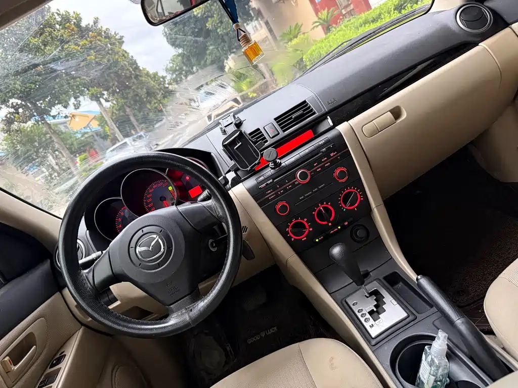 Mazda 3 — миниатюра 4
