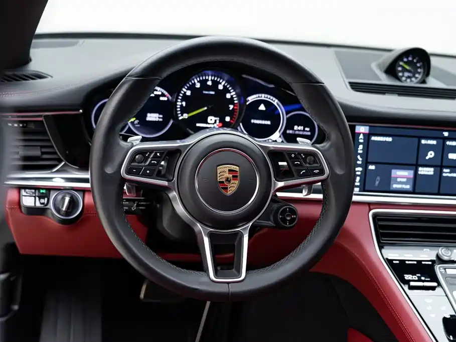 PORSCHE PANAMERA NEW ENERGY