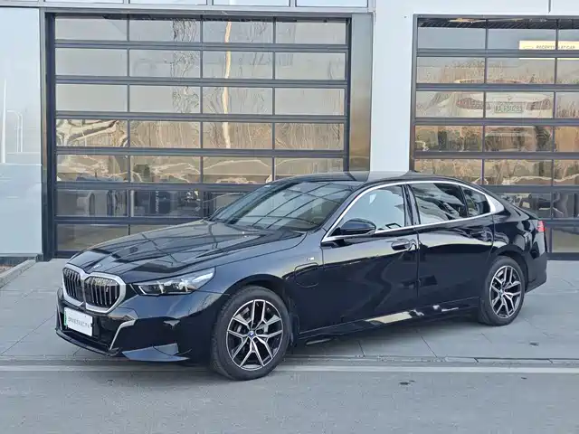 BMW I5 2025