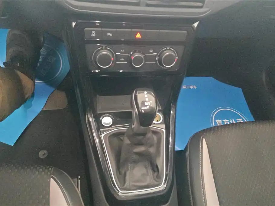 VOLKSWAGEN EXPLORING THE SHADOW