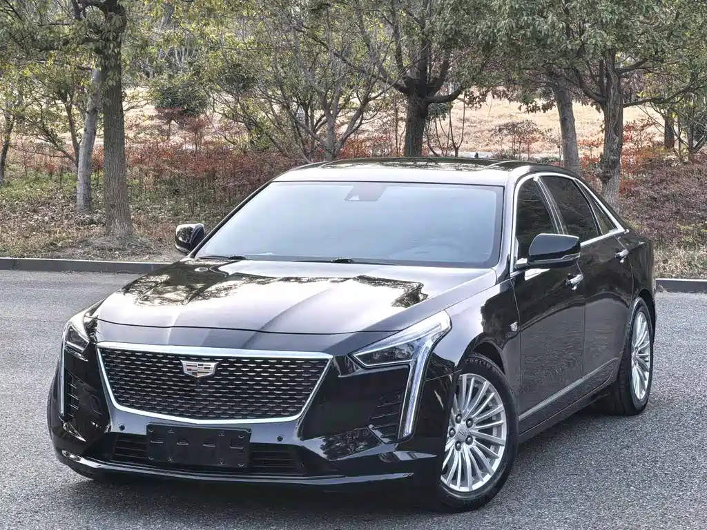 CADILLAC CT6