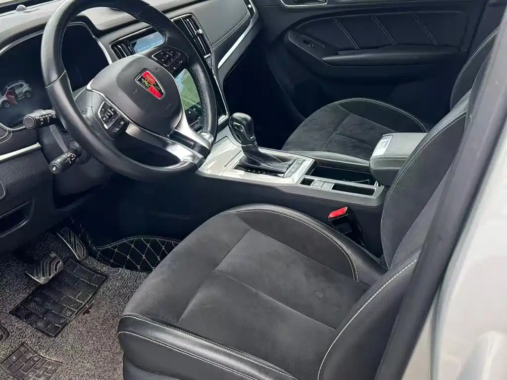 Roewe RX5 New Energy — миниатюра 4