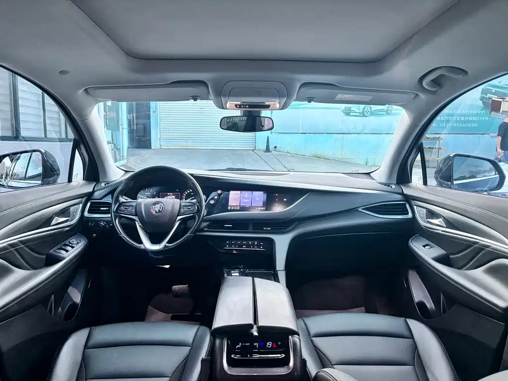 Buick Enclave — миниатюра 12