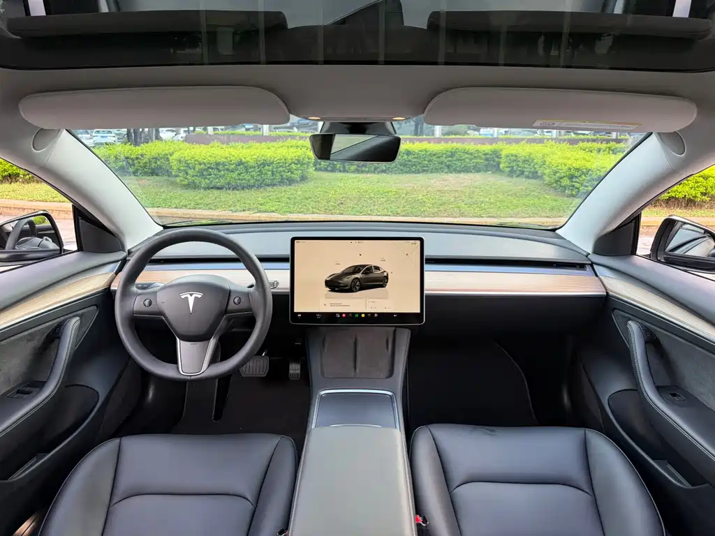 Tesla Model 3 — фотографии объявления, Фото 12