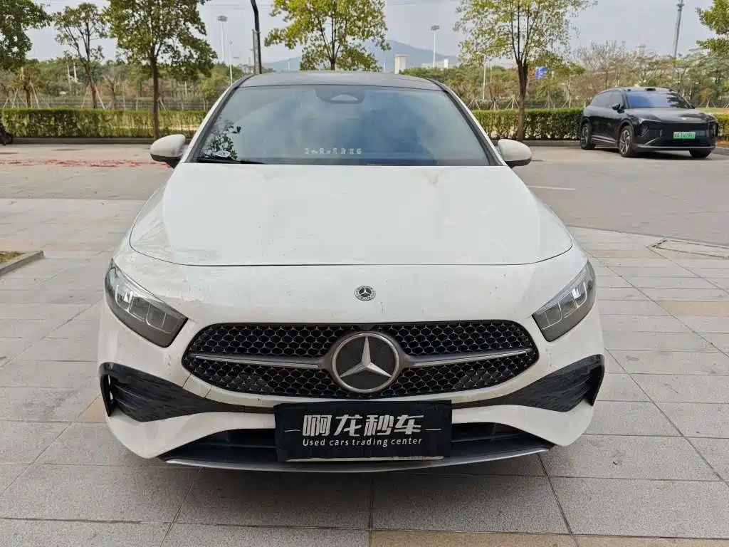 MERCEDES-BENZ A CLASS