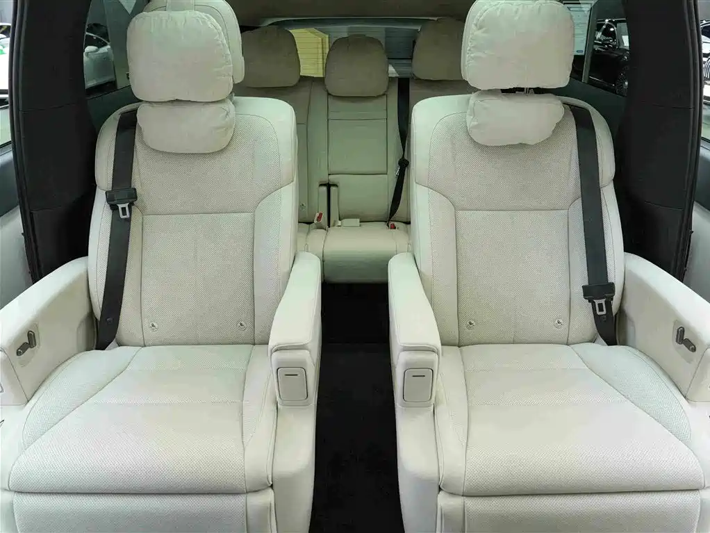 Li Auto Li MEGA — миниатюра 14