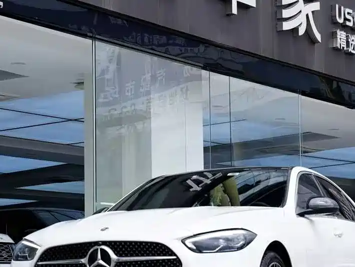 Mercedes-Benz C-Class 2023