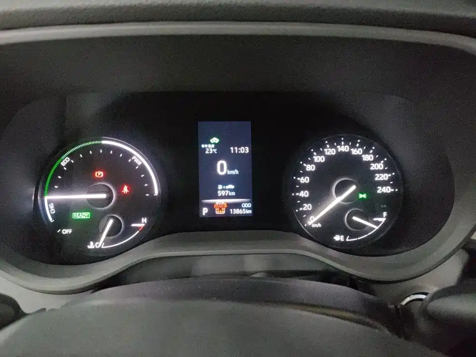 Toyota Granvia — миниатюра 6