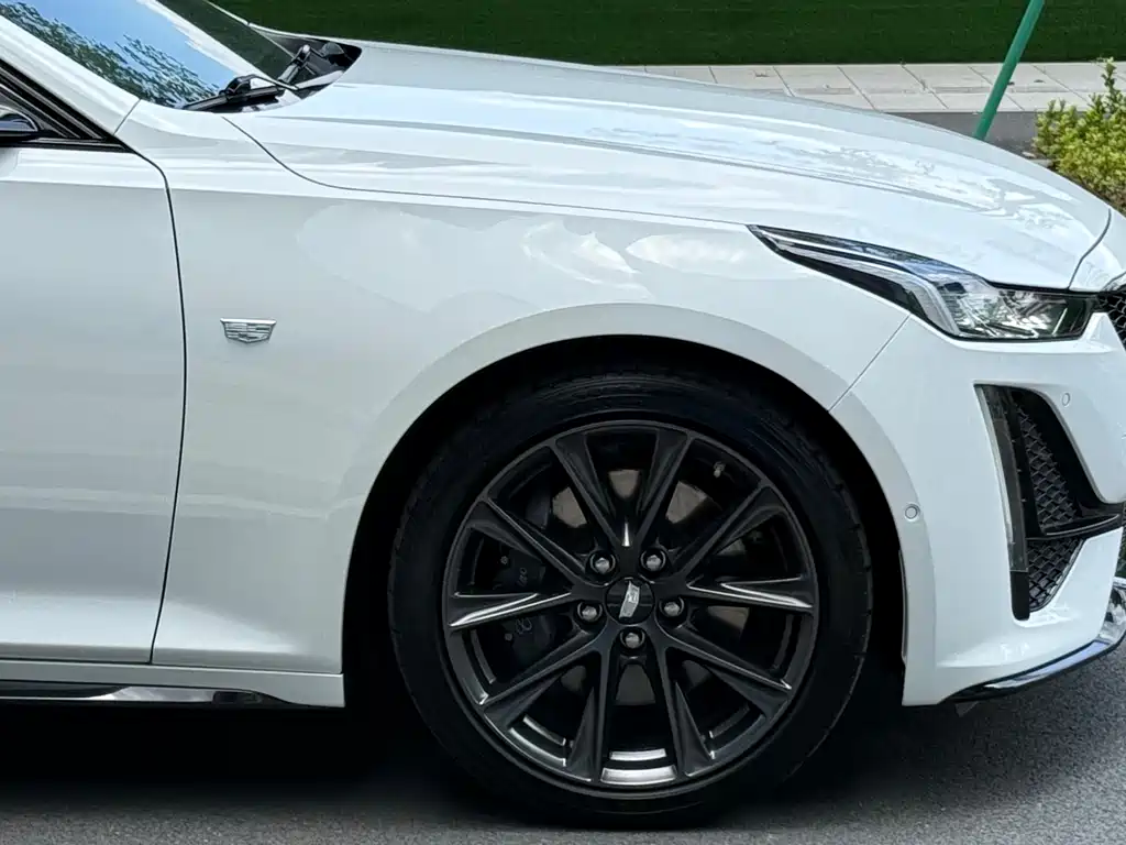 Cadillac CT5 — миниатюра 17