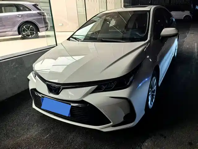 TOYOTA COROLLA 2023
