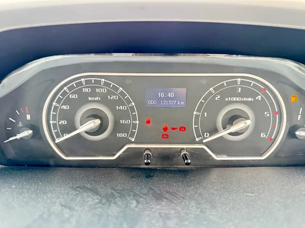 SAIC MAXUS XINTU V80