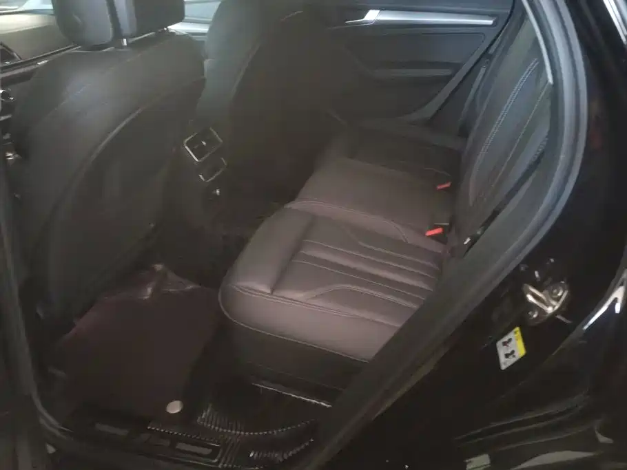 Audi Q5L — миниатюра 11