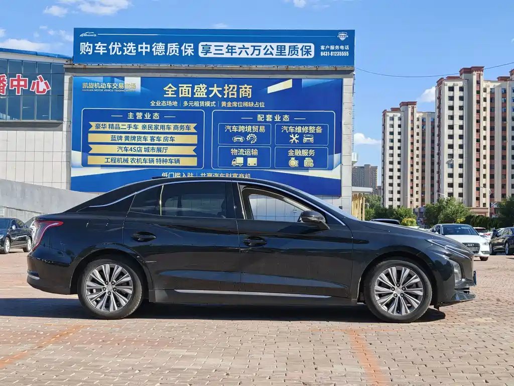 Hongqi Hongqi E-QM5 — миниатюра 11
