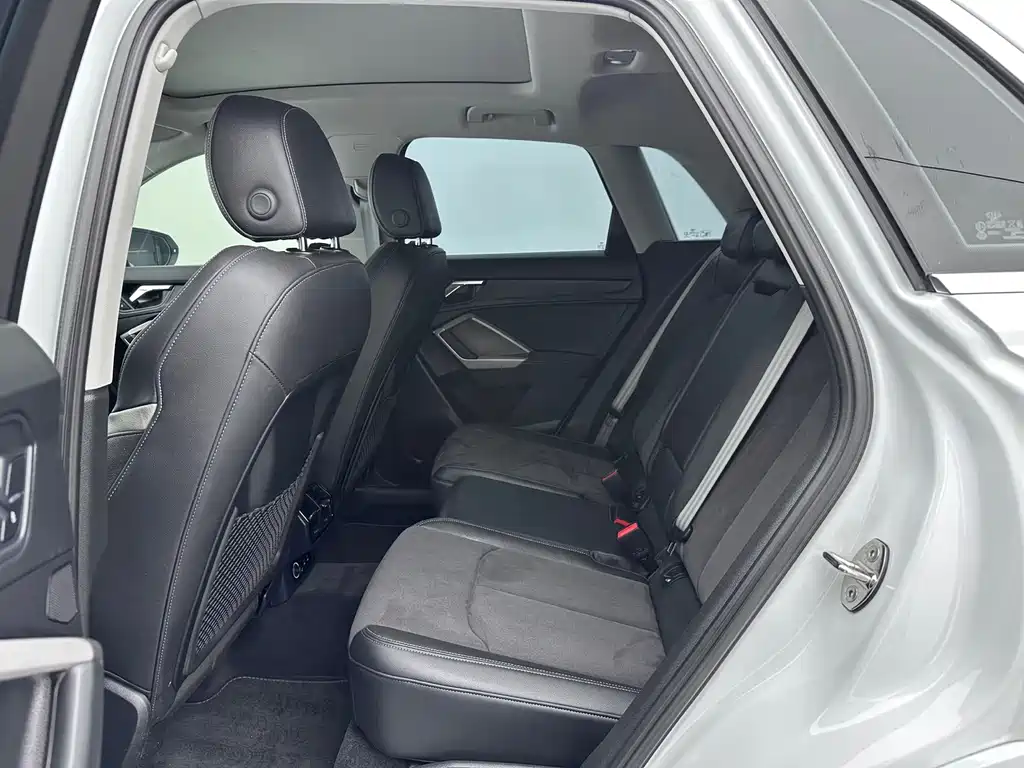 Audi Q3 — миниатюра 15