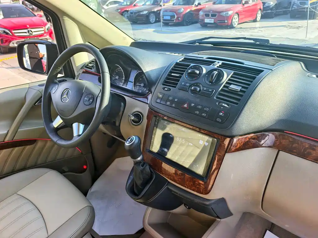 Mercedes-Benz Viano — миниатюра 16