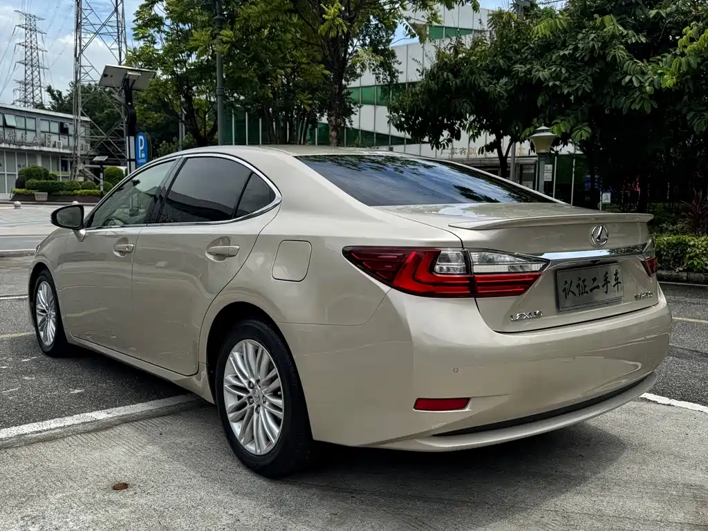 Lexus ES — фотографии объявления, Фото 16