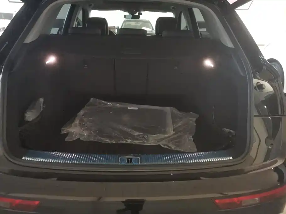 Audi Q5L — миниатюра 4