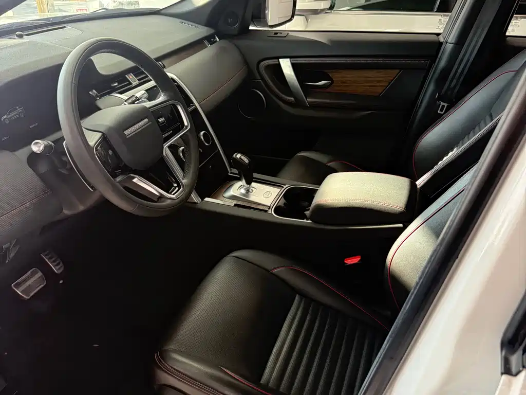 LAND ROVER DISCOVER SPORTS