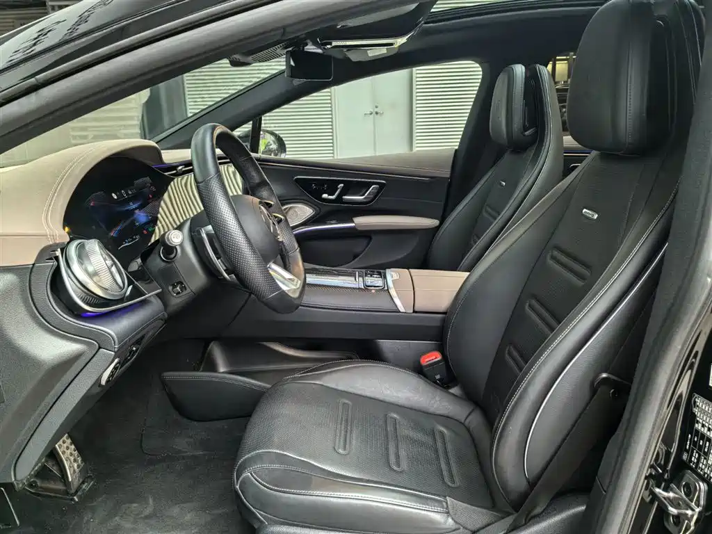 MERCEDES-BENZ EQS AMG