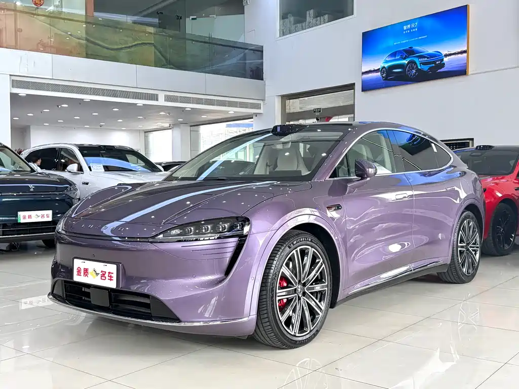 智界 Zhijie R7 2025