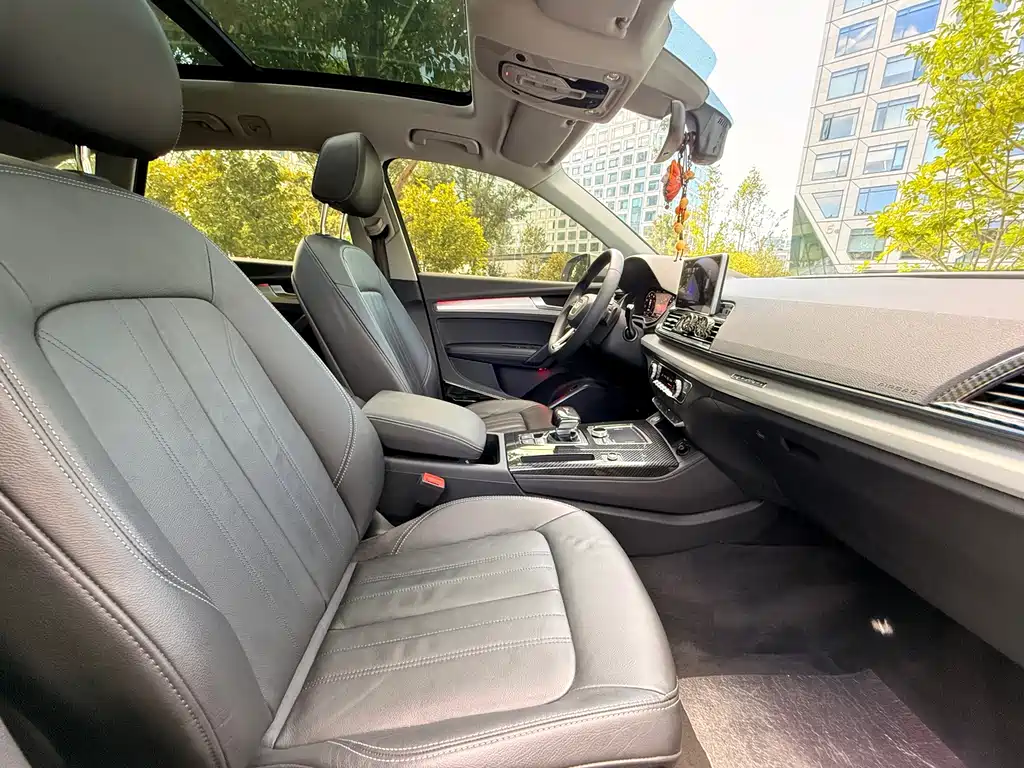 Audi Q5L — миниатюра 8