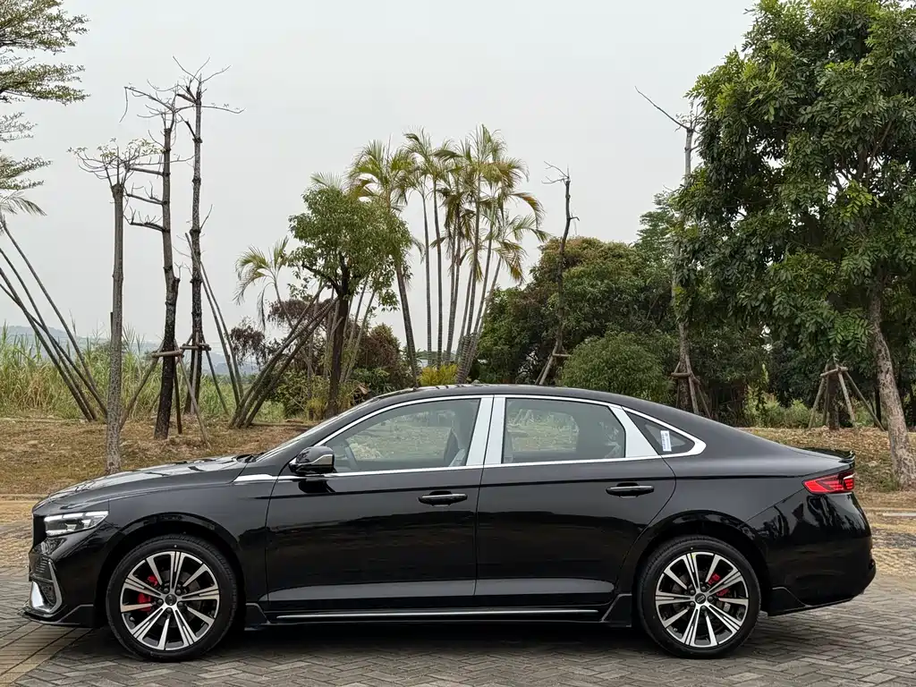 GEELY AUTOMOBILE XINGRUI