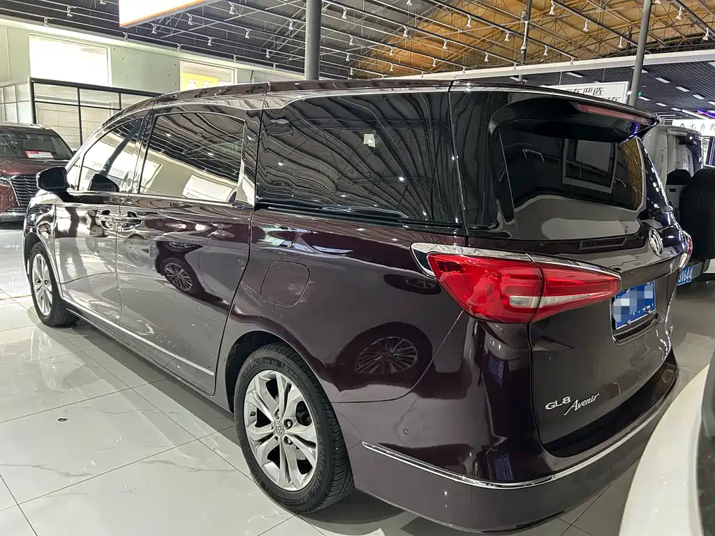 Buick GL8 2017 28T Avenir V