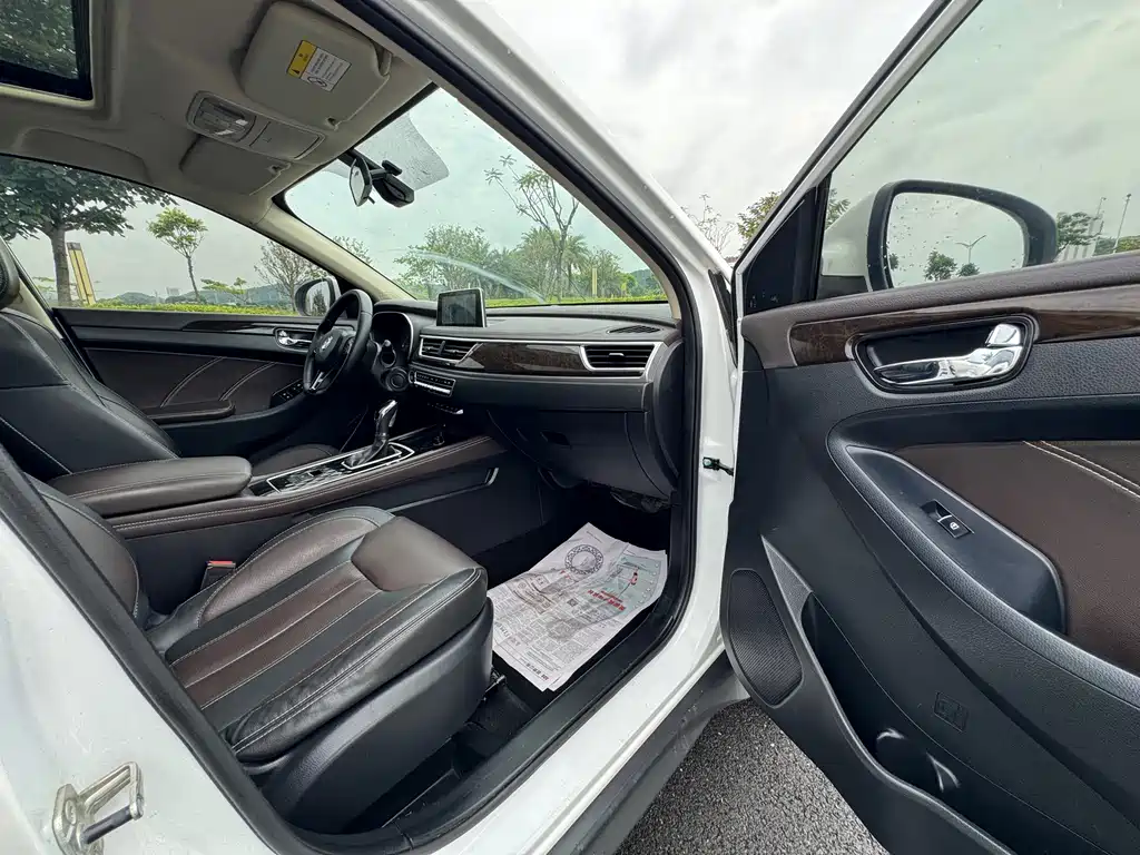 Fengon 580 1.5T CVT Luxury Type, фото 19