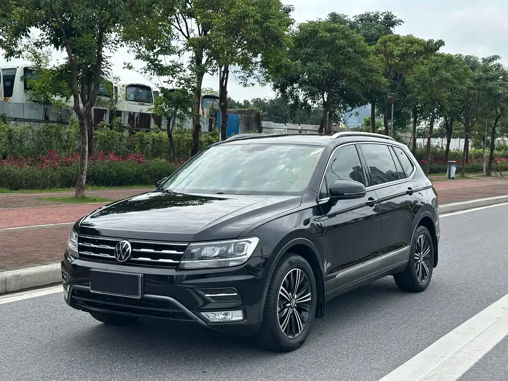 Volkswagen Tiguan L 2021