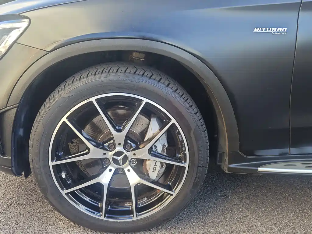 Mercedes-Benz GLC AMG — миниатюра 8