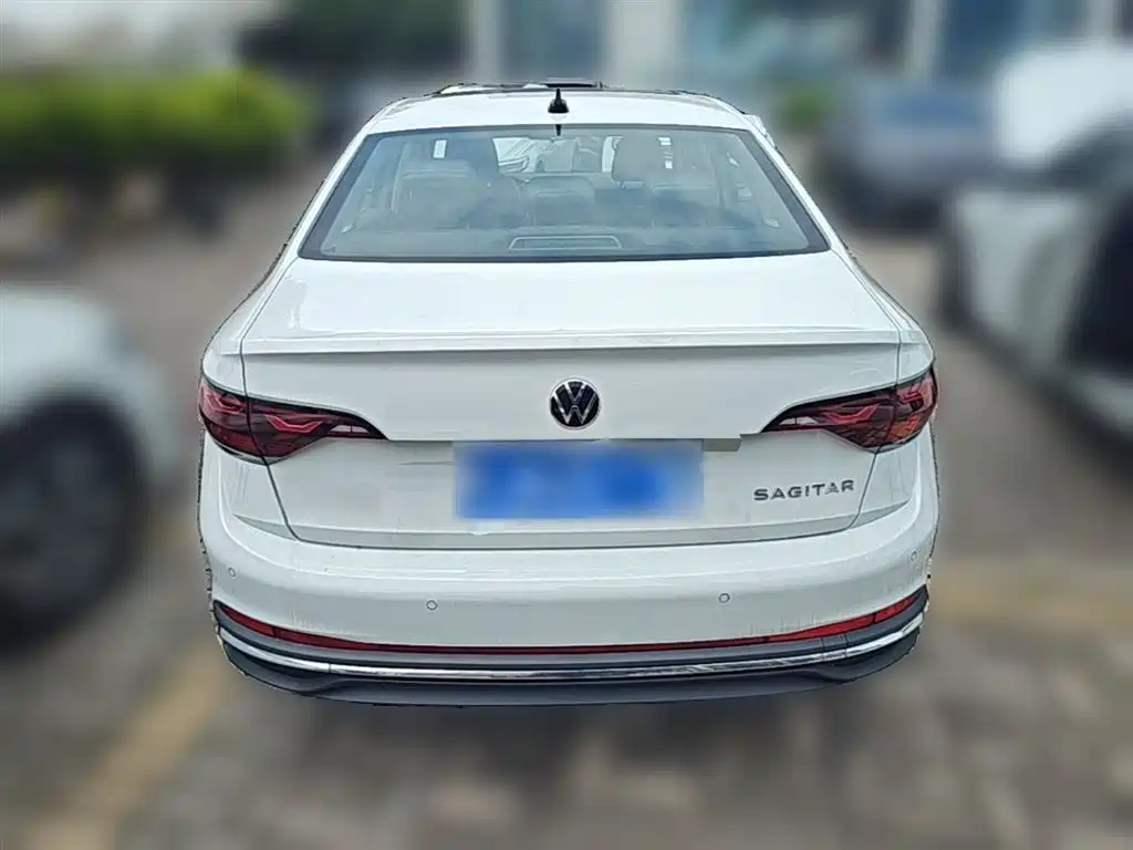Volkswagen Sagitar 2025 200TSI DSG