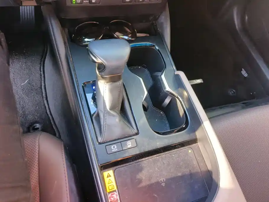 Lexus ES — миниатюра 16