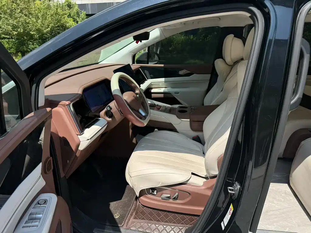 BYD Xia — миниатюра 4