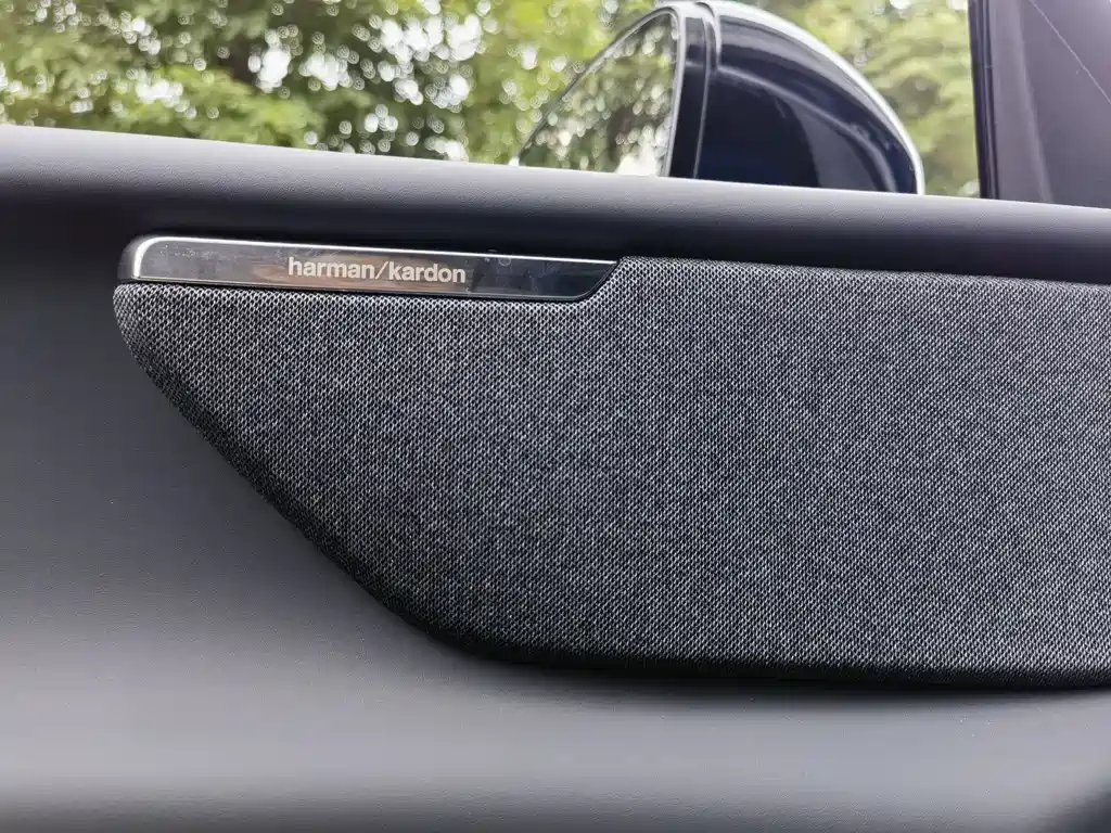 Volvo гибрид Volvo XC70 plug-in — миниатюра 14