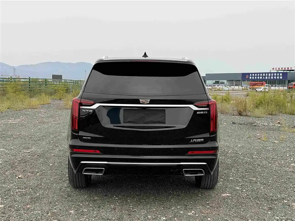 Cadillac XT6 — миниатюра 5