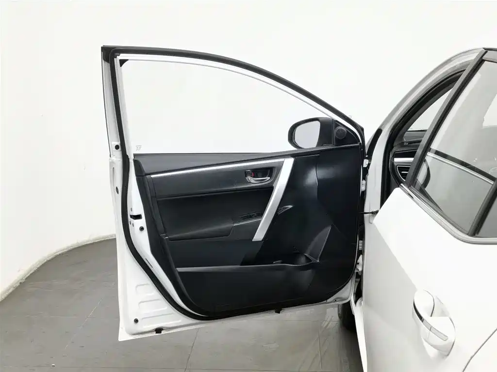 Toyota Corolla 2017 1.6L MT GL