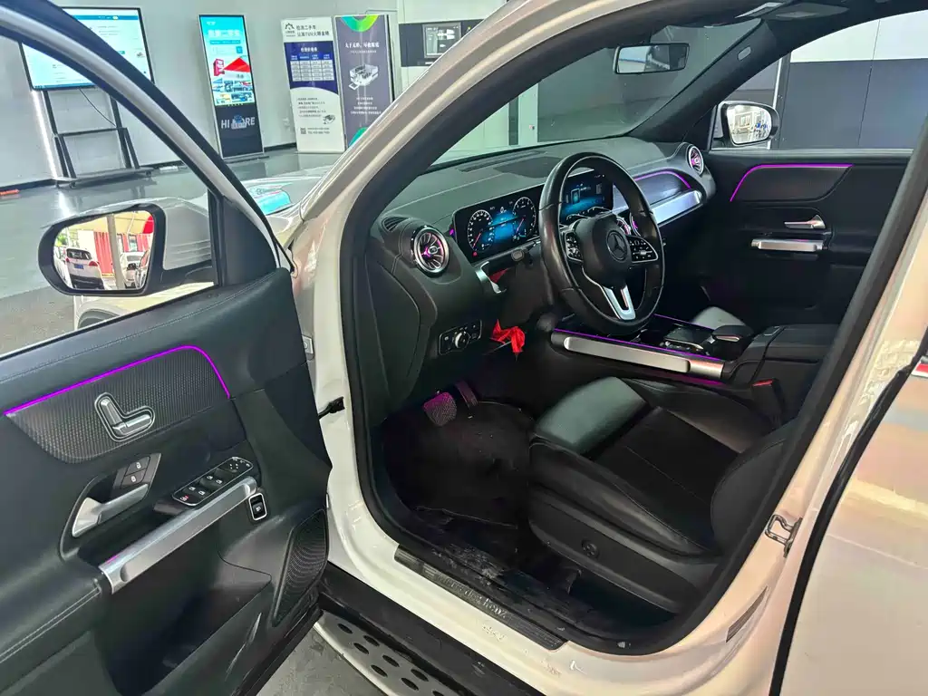 Mercedes-Benz GLB — миниатюра 4