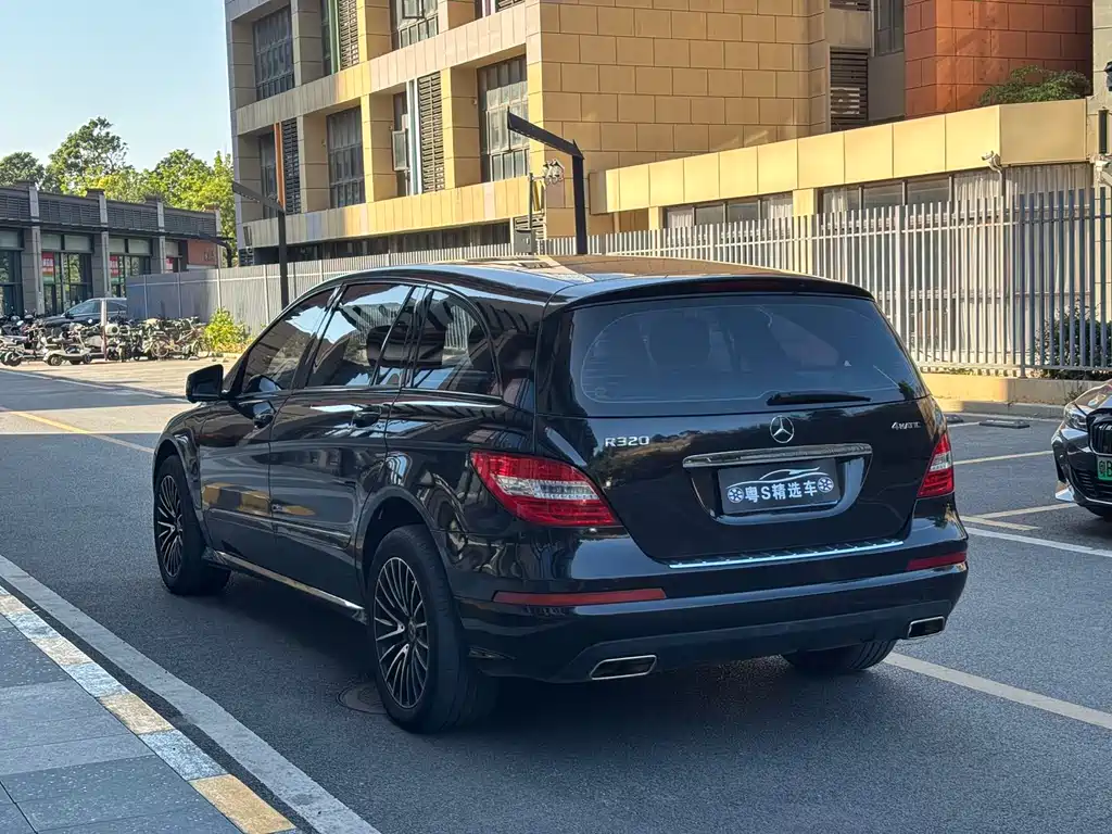 MERCEDES-BENZ R CLASS