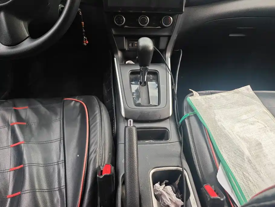 Nissan Sylphy — миниатюра 16