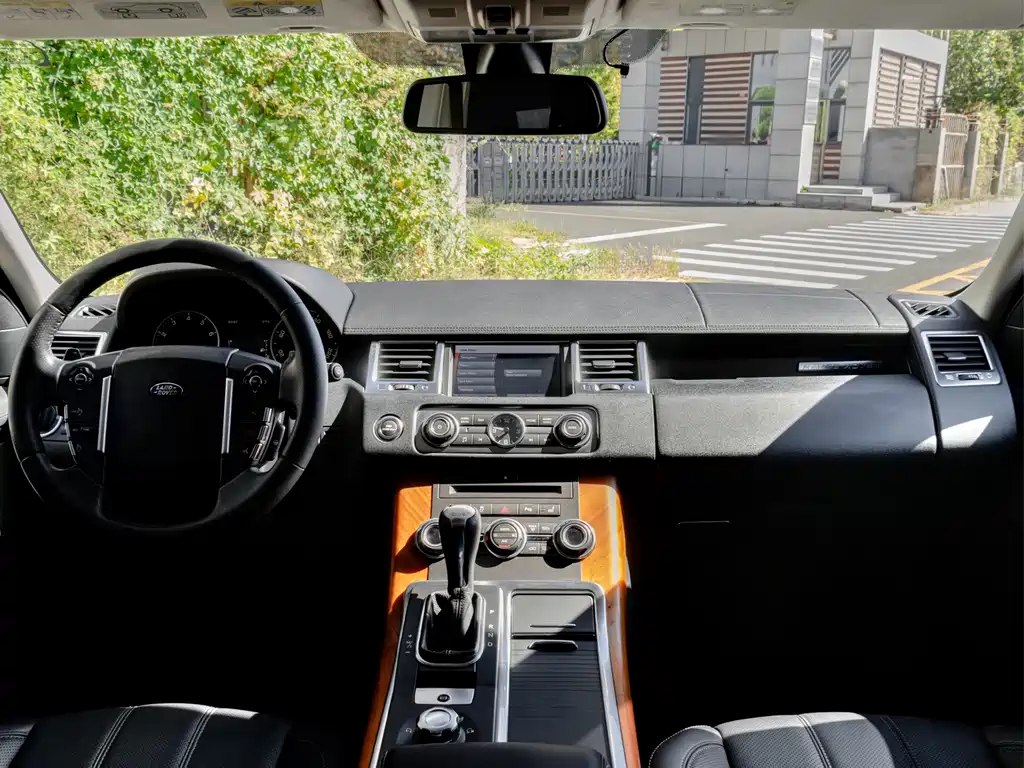 Land Rover Sport — миниатюра 20