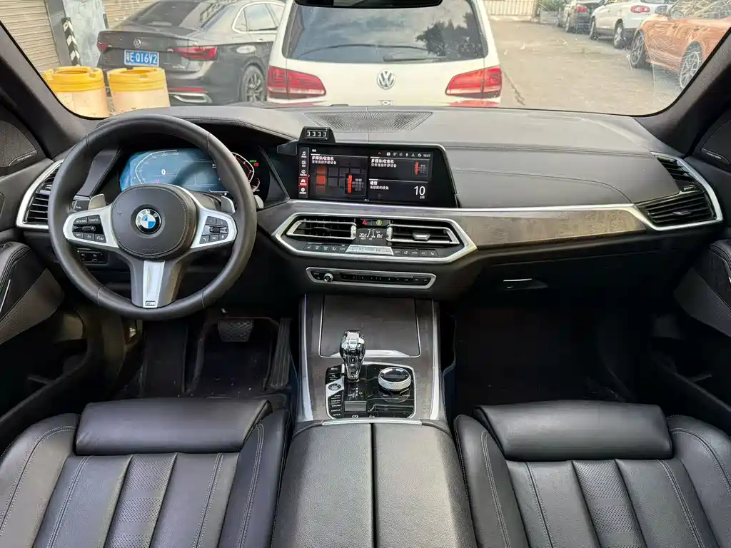 BMW X5 (Import) — миниатюра 4