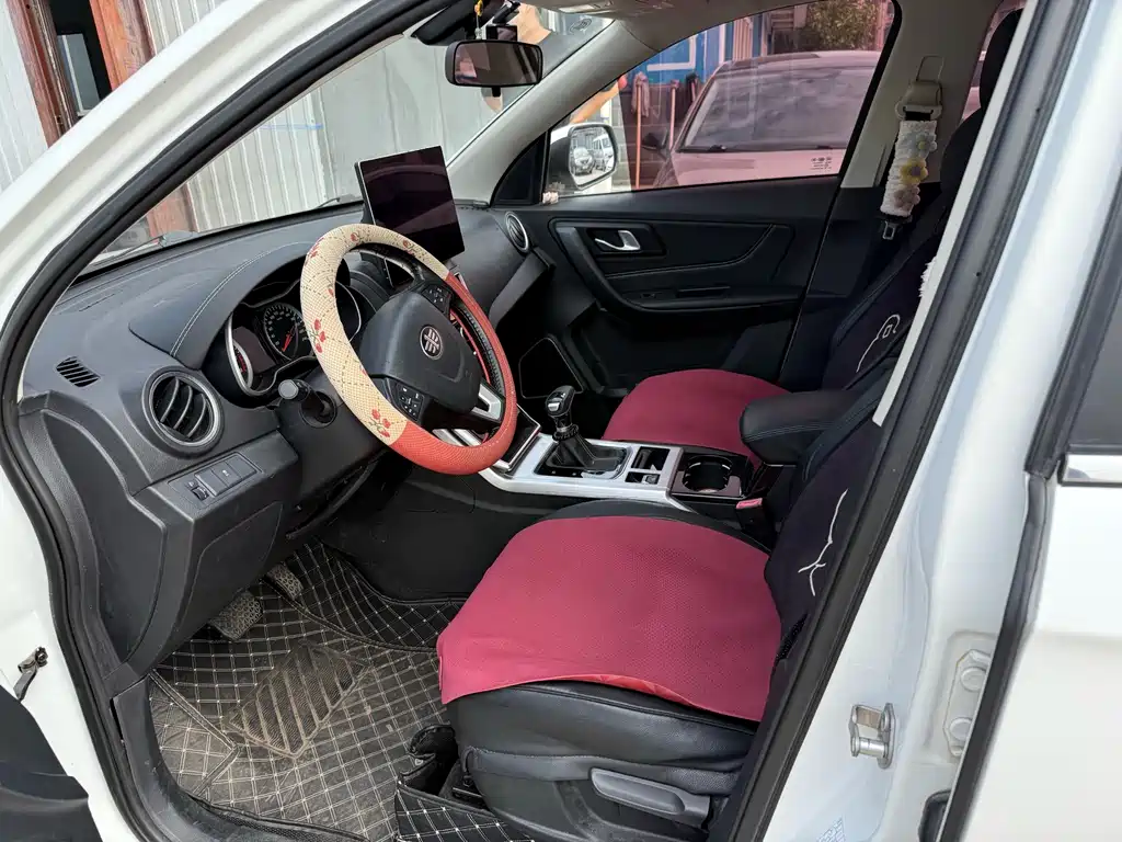 Bestune X40 — миниатюра 5